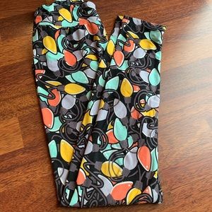 LulaRoe Christmas light OS leggings